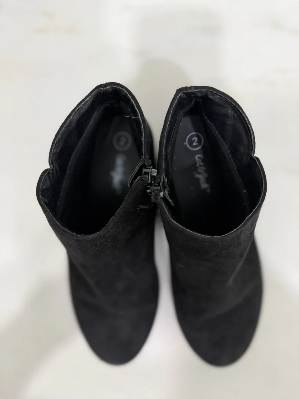 Cat & Jack Girls Black Ankle Booties – Size 2
